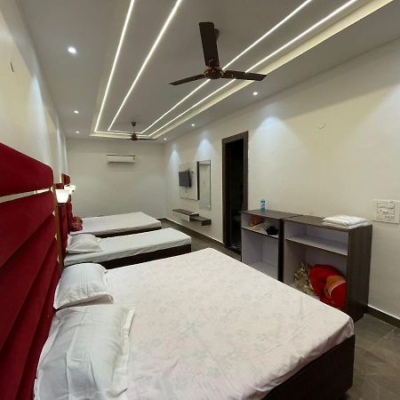 Bed and Breakfast The Bubbles Amritsar Exterior foto